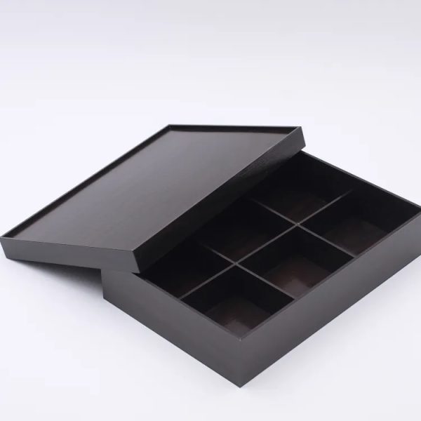 food packaging box with compartments